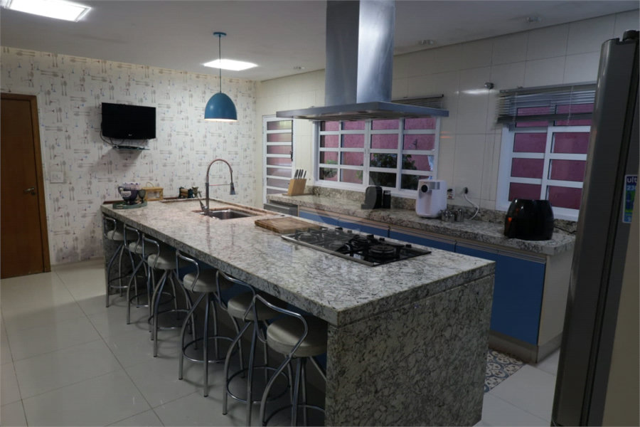 Casa à venda com 3 suítes no condomínio Parque Imperial da Cantareira, Mairiporã - SP