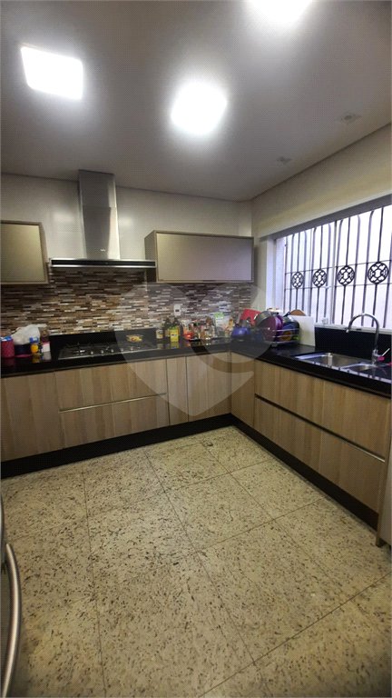 Casa à venda com 3 quartos, sendo 2 suítes,  em Vila Galvão, Guarulhos, SP