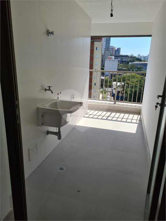 Apartamento à venda com 3 suítes em Vila Clementino, São Paulo, SP