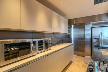 Apartamento à venda com 4 quartos, sendo 3 suítes, em Cidade Monções, São Paulo, SP