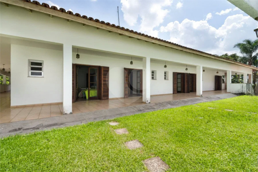 Condomínio à venda com 5 suítes em Caraguatá, Mairiporã, SP