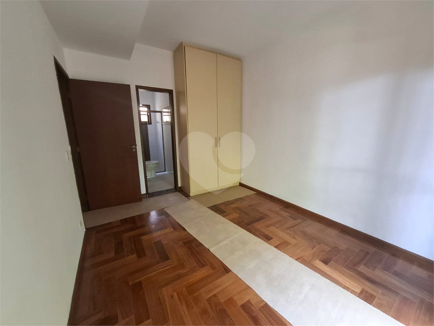 Casa para alugar com 4 quartos, sendo 2 suítes, no condomínio Palm Garden, São Paulo - SP