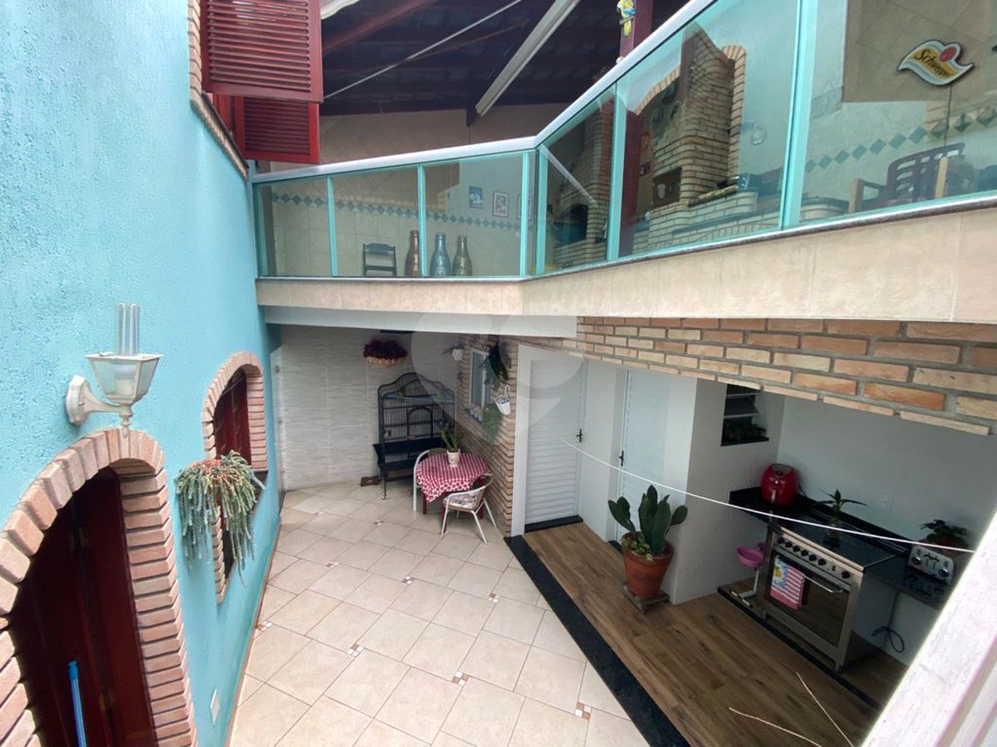 Sobrado à venda com 4 quartos, sendo 1 suíte, em Tremembé, São Paulo, SP