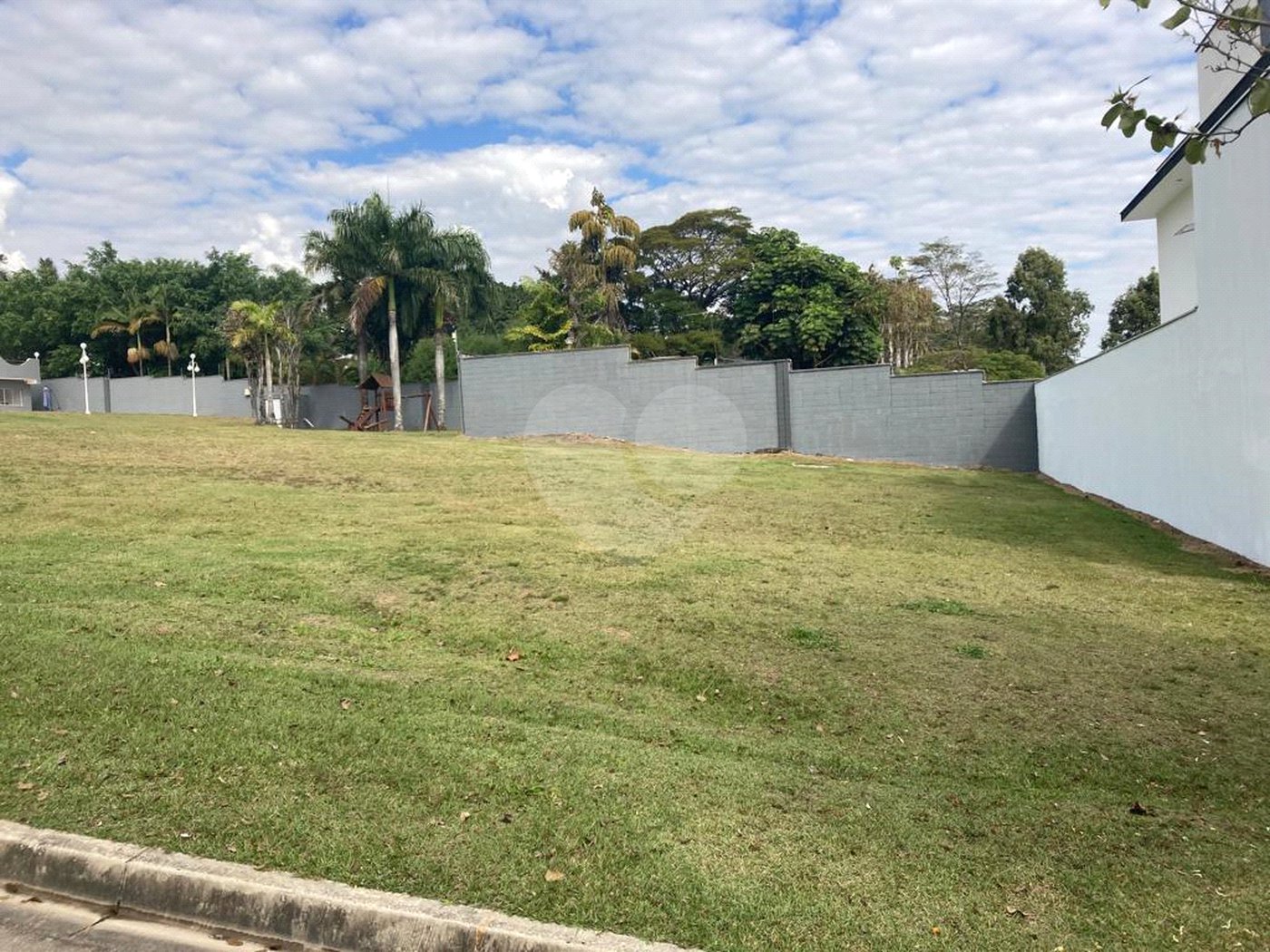Terreno à venda em Loteamento Residencial Villágio DI Capri, Votorantim, SP