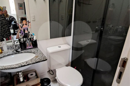 Casa à venda com 3 quartos, sendo 1 suíte,  no condomínio Moradas do Horto, São Paulo - SP