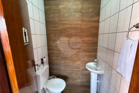 Casa com 03 Dormitórios á venda, em Jardim Alvorada, São Carlos.