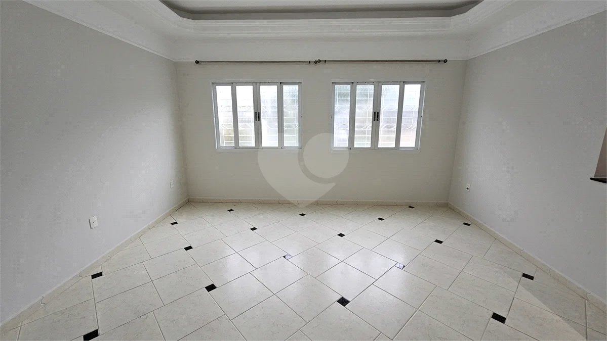 Casa Locação e Venda Condomínio Portal de Itaici 04 Dormitórios 02 suítes