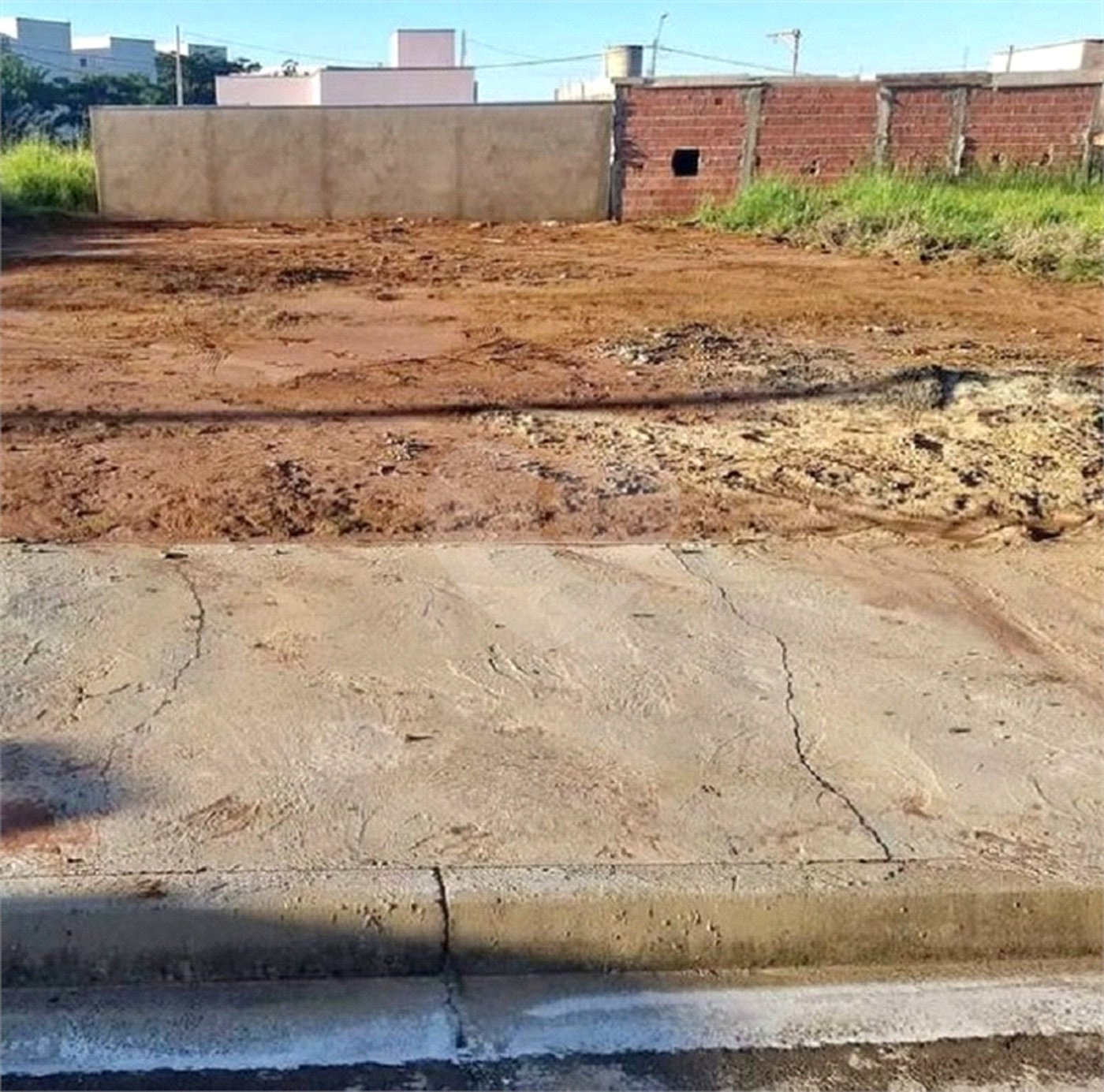 Terreno com 253,00 m² .