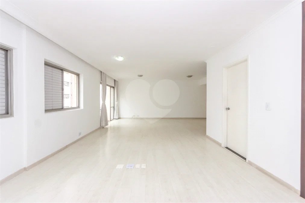 Apartamento à venda com 3 quartos, sendo 1 suíte, em Brooklin, São Paulo, SP