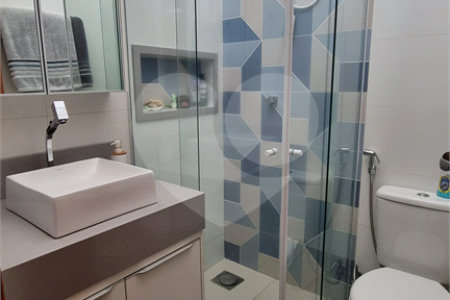 Casa no Condomínio Flamboyant II a venda .