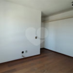 Apartamento à venda na Saúde, com 1 quarto e 1 vaga