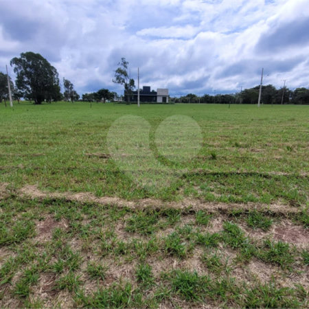 Loteamento no Condomínio Vila Pinhal do Broa