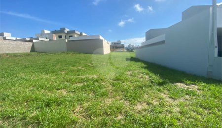 Terreno à venda no condomínio Village Damha IV, São Carlos - SP