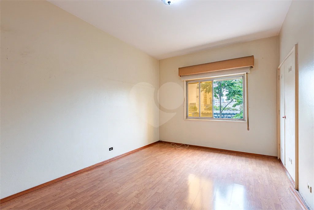 Apartamento amplo - perto do metrô Higienópolis-Mackenzie