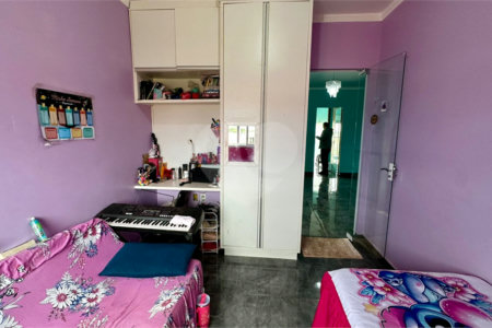 Sobrado a venda com 3 dormitorios sendo 1 suite com closet e varanda no bairro Arcoville