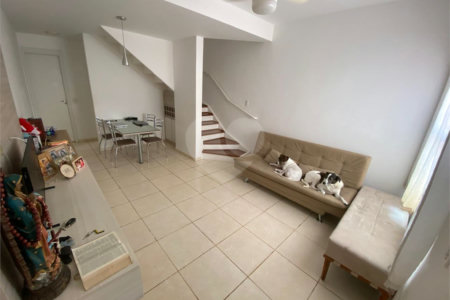 Casa à venda no Condomínio Vila Verde Sabará