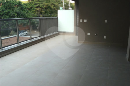 Apartamento tipo garden, novo, nunca habitado. 4 suítes