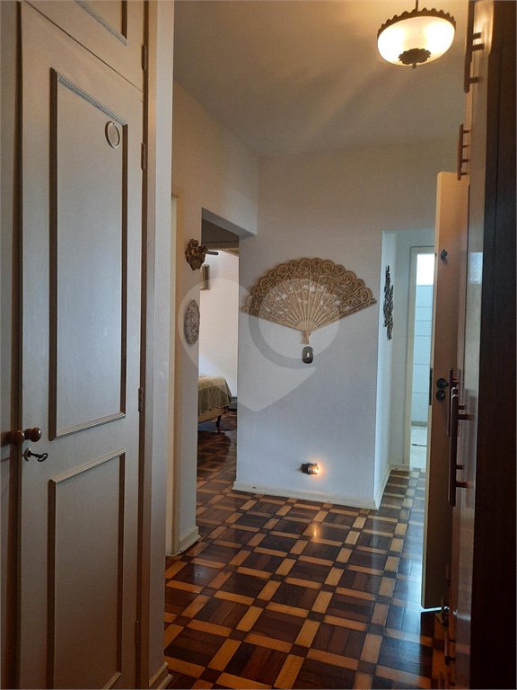 Casa com 4 quartos e 3 suítes com ótimo lazer no Jardim Marajoara