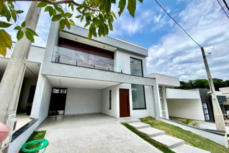 Casa à venda com 3 quartos, sendo 3 suítes, no condomínio Vila Giardino, Jundiaí - SP