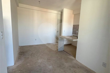 Apartamento no IRINEU MASSARI á venda