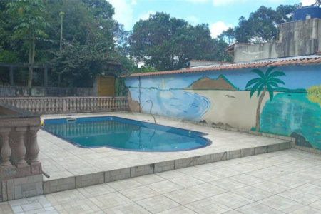 Chácara com 750m² , 4 dormitórios , sendo 1 suíte , 50 vagas , à venda em Santo André.