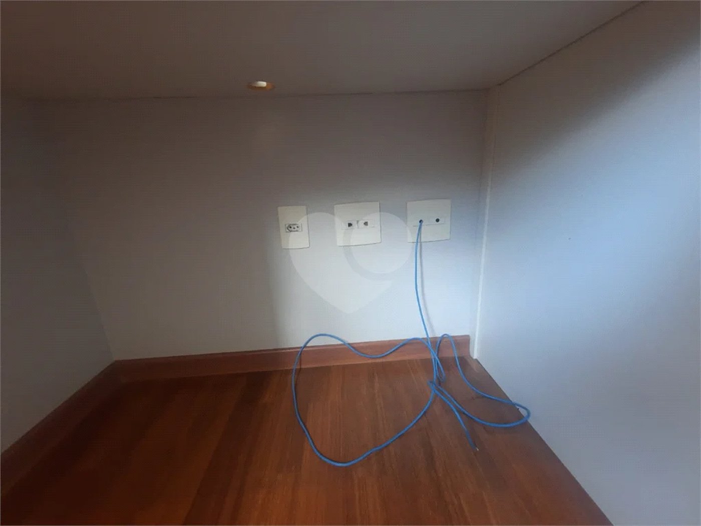 APARTAMENTO RESIDENCIAL em INDAIATUBA - SP, EDIFÍCIO VILLA FELICITÀ -visitas a partir de visitas a partir de 01/12/26 - Excelente apartamento para locação ,- aluguel- R$4.200,00 , condominio, R$ 729,60, incluso taxa de gas, iptu de R$ 169,99 -com box garagem - o iptu do box de 2065 esta quitado