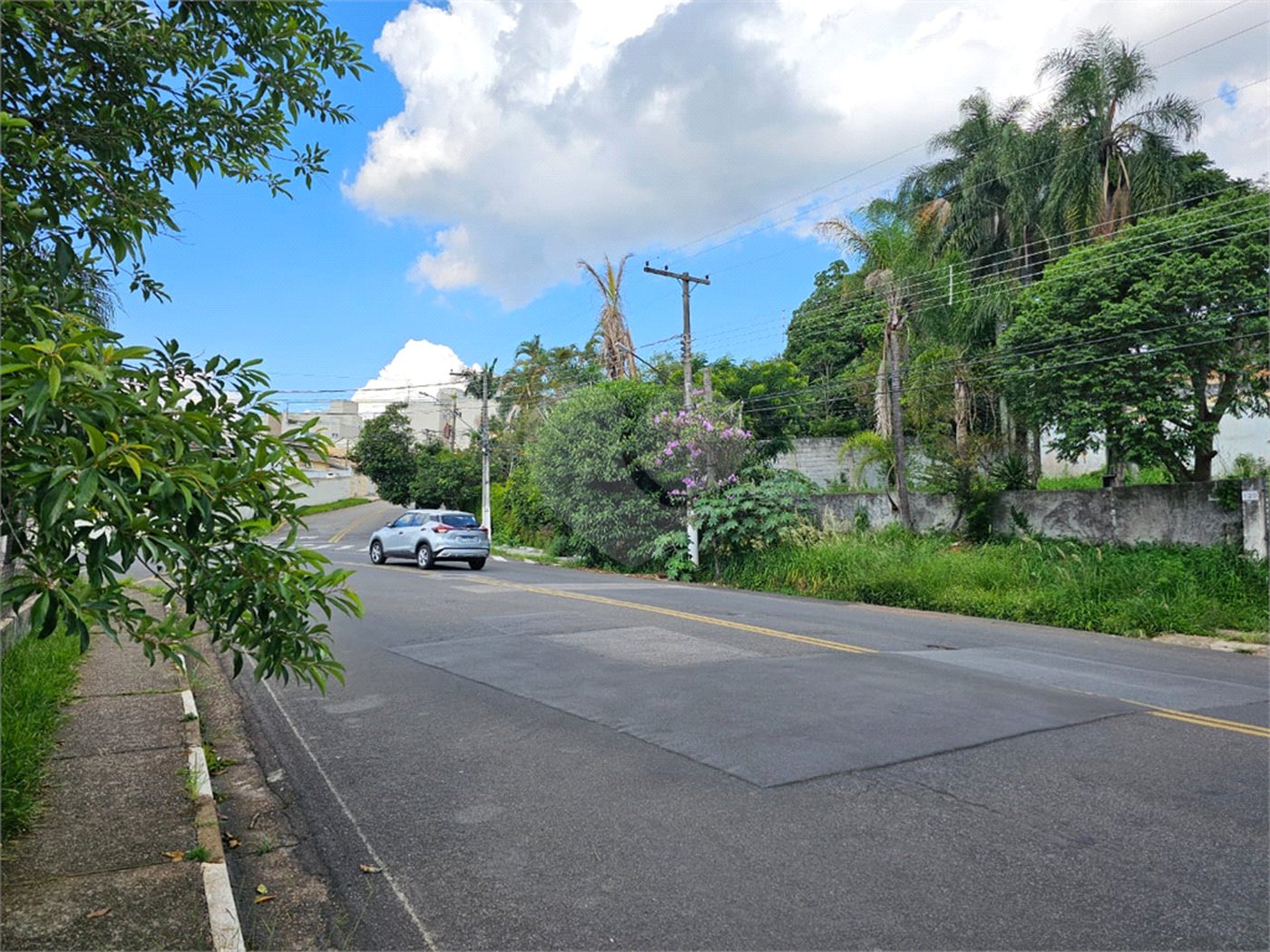 Terreno Comercial ou Residencial - Centro - 1.101m² Atibaia-SP