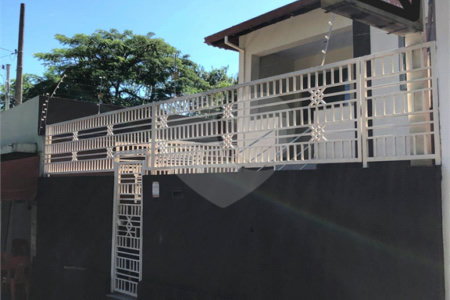 Casa para venda no Centro.