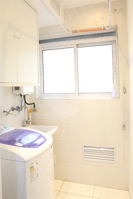 Apartamento á venda - Campo Belo