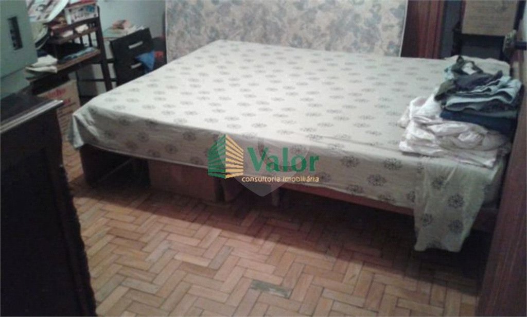 Casa com 4 dormitórios
