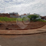 Terreno com 251,00 m² .
