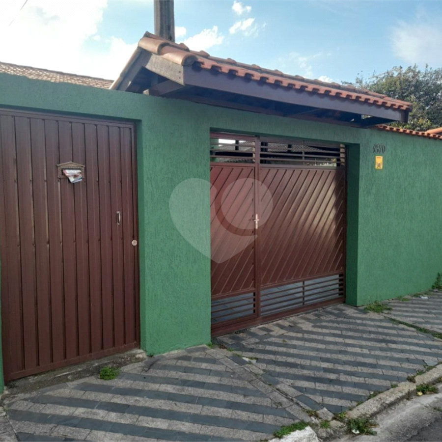 Casa à venda em Suzano.