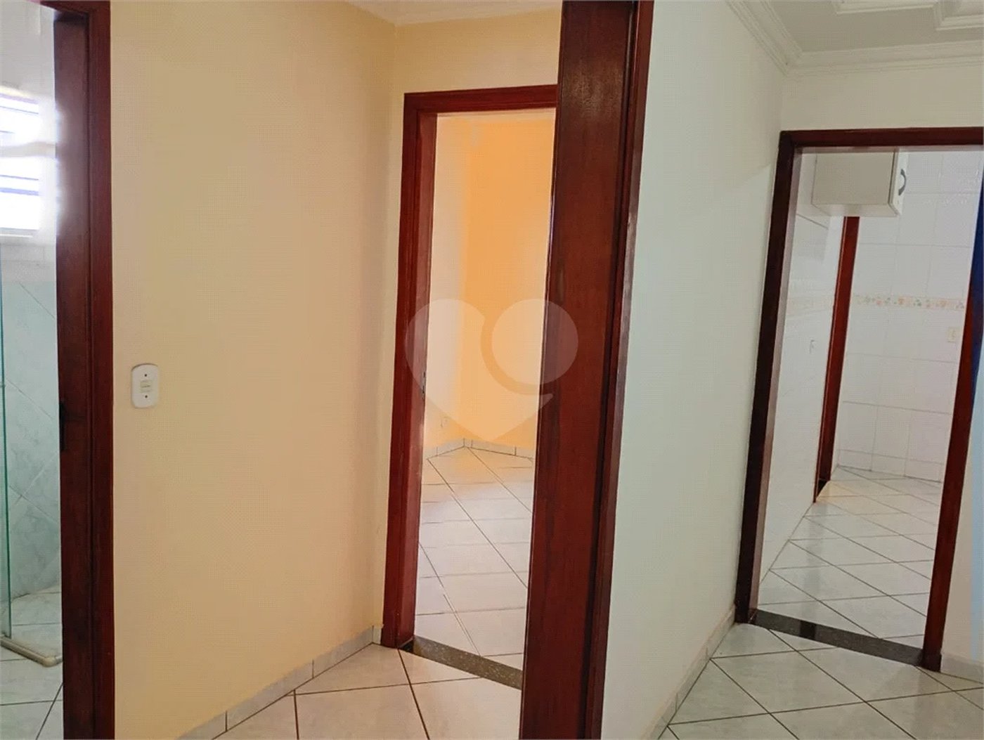 Casa térrea com edícula, com 4 dormitórios à venda no Condomínio Residencial Parque Taquaral em Piracicaba/SP.