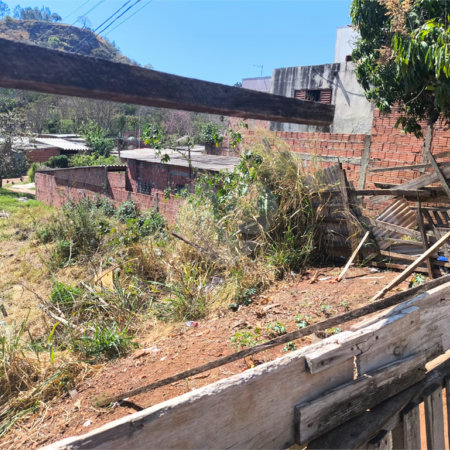 Terreno a venda no Cidade Aracy 2