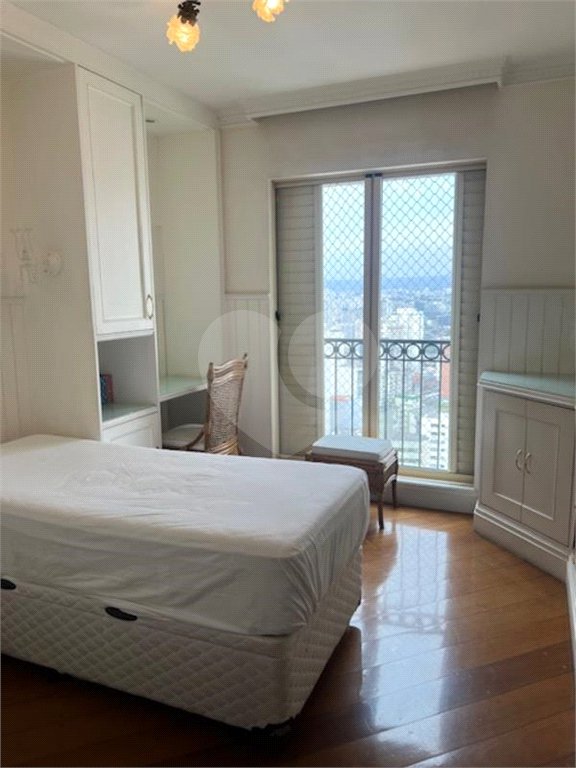 Apartamento à venda com 4 suítes em Santa Cecília, São Paulo, SP