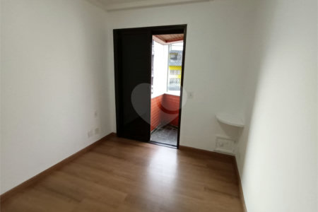 Apartamento á venda 3 dormitórios Vila Andrade, São Paulo - SP