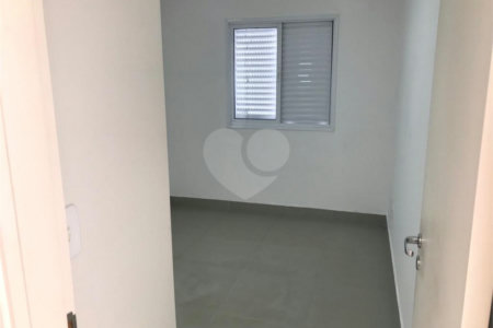 Aconchegante Apto na Saúde c/2 Quartos/1 Suíte/2 Vagas na garagem