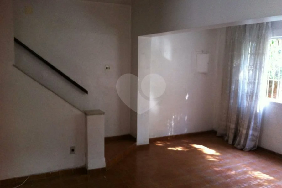 Casa com 3 quartos, 8 vagas, churrasqueira - Vila Nova Cachoeirinha - São Paulo/SP