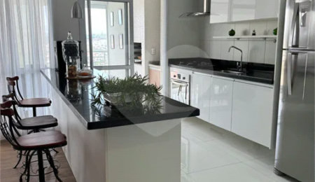Apartamento à venda com 3 quartos, sendo 1 suíte,  em Vila Suissa, Mogi das Cruzes, SP