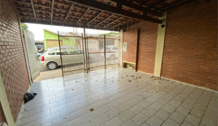 Casa à venda com 3 quartos em Jardim Tangará, São Carlos, SP