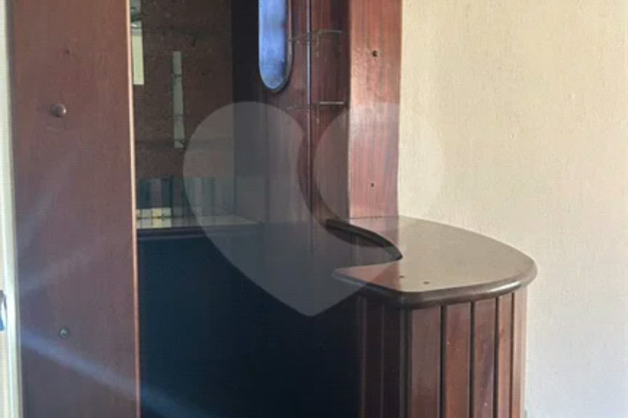 Venda Casa com 4 Dormitórios no Parque Santa Cecília