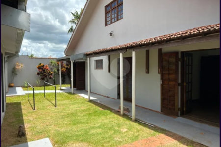 Casa com 5 dorms à venda no Jardim Alvorada