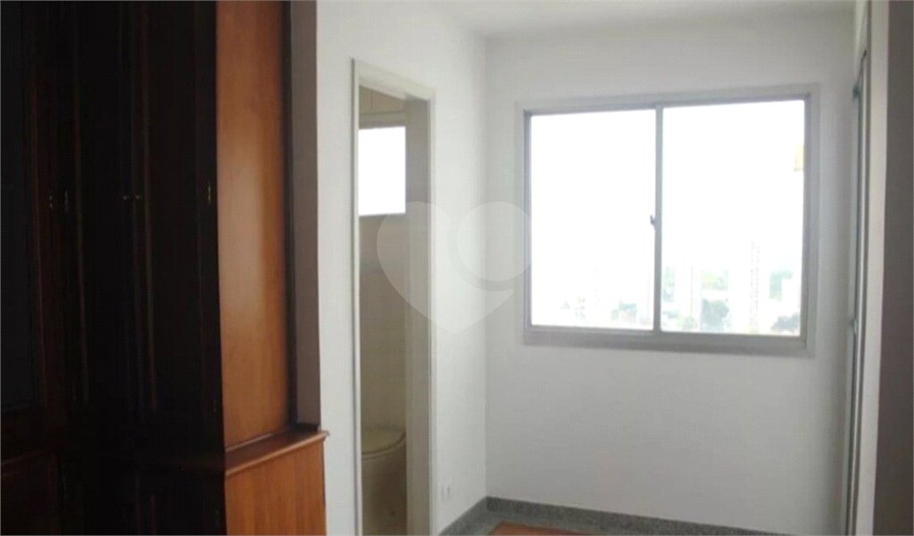 Cobertura com 130m², 3 quartos, sendo 2 suítes, 2 garagens, à venda no Jardim Marajoara