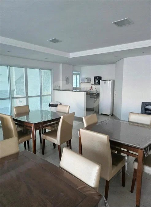 Apartamento de 82,6 m² no Baeta Neves, com 3 dormitórios, 1 suíte, 2 vagas, varanda gourmet com churrasqueira, planejados, ar-condicionado e lazer completo.