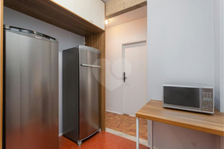 Excelente oportunidade para reformar e ficar com o apartamento dos seus sonhos!