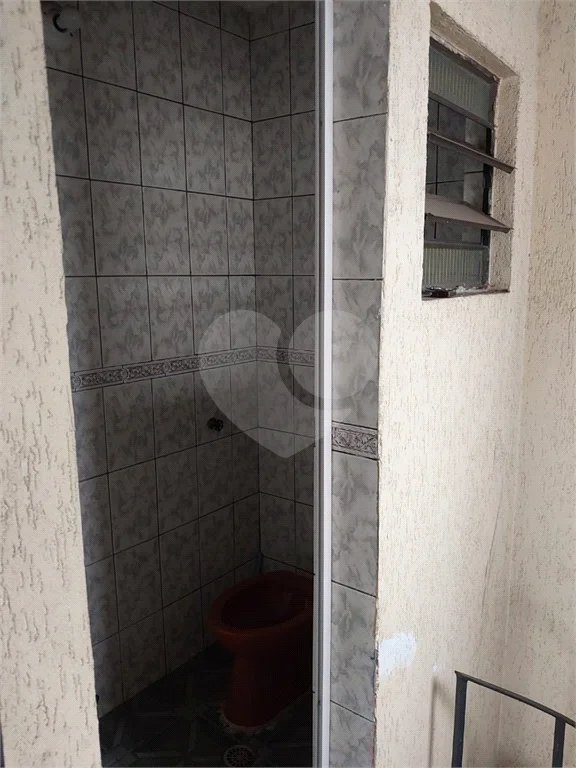 Sobrado à venda com 212 m², 2 quartos (suítes), 3 banheiros e 2 vagas de garagem, em São Caetano do Sul