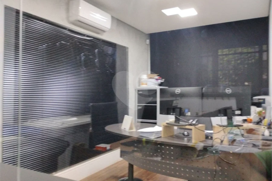 Excelente sobrado/prédio comercial próximo ao Aeroporto de Congonhas!