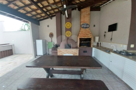 Casa Térrea Disponível para Locação e Venda no Condomínio Vilaggio Capriccio