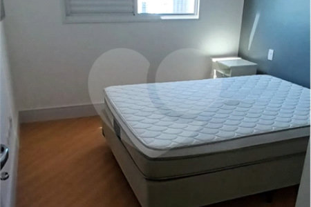 Apartamento na Vila Mascote | 1 dormitório | 1 vaga | Varanda