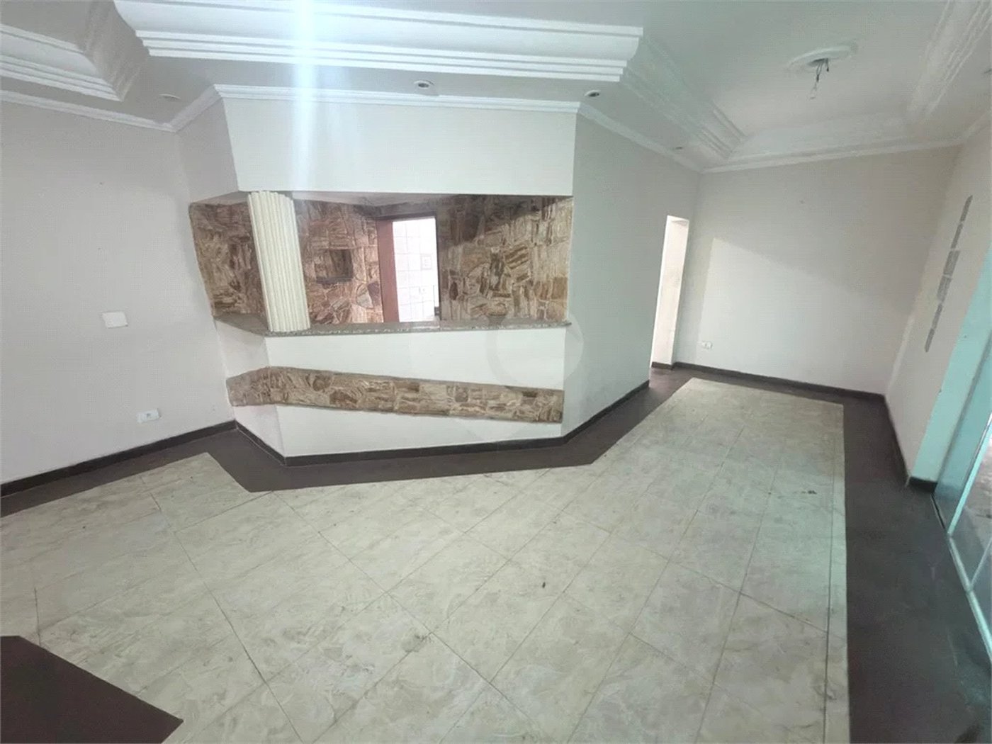Casa Completa à Venda ou para Locação no Bairro Caxambu– Conforto e Sofisticação!